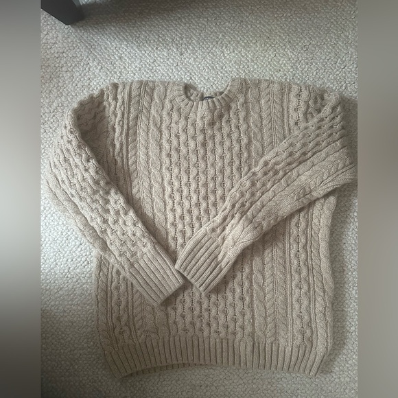 Brandy Melville Sweaters - Brandy Melville Wool Cable knit sweater size Large